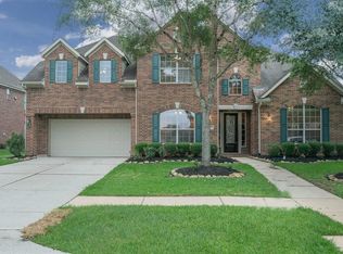 2425 W Ranch Dr, Friendswood, TX 77546