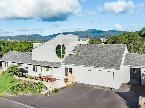294 Salishan Dr, Gleneden Beach, OR 97388
