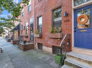 910 Moore St, Philadelphia, PA 19148