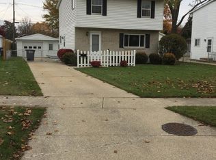 4042 Clover Ridge Ct, Toledo, OH 43623