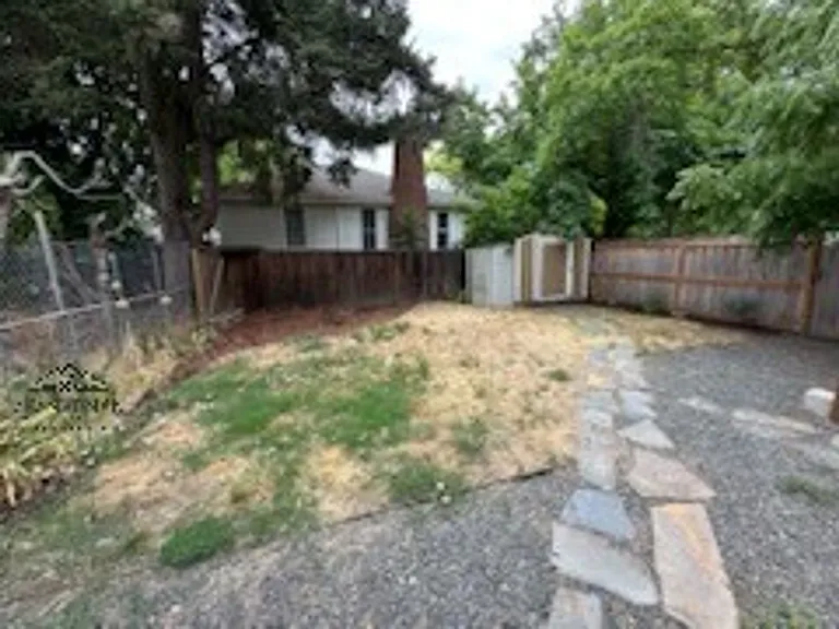 487 W 19th Ave — Photo 21