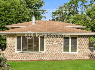 4904 Drendel Rd, Downers Grove, IL 60515