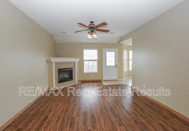 621 Bliss Cir — Photo 8