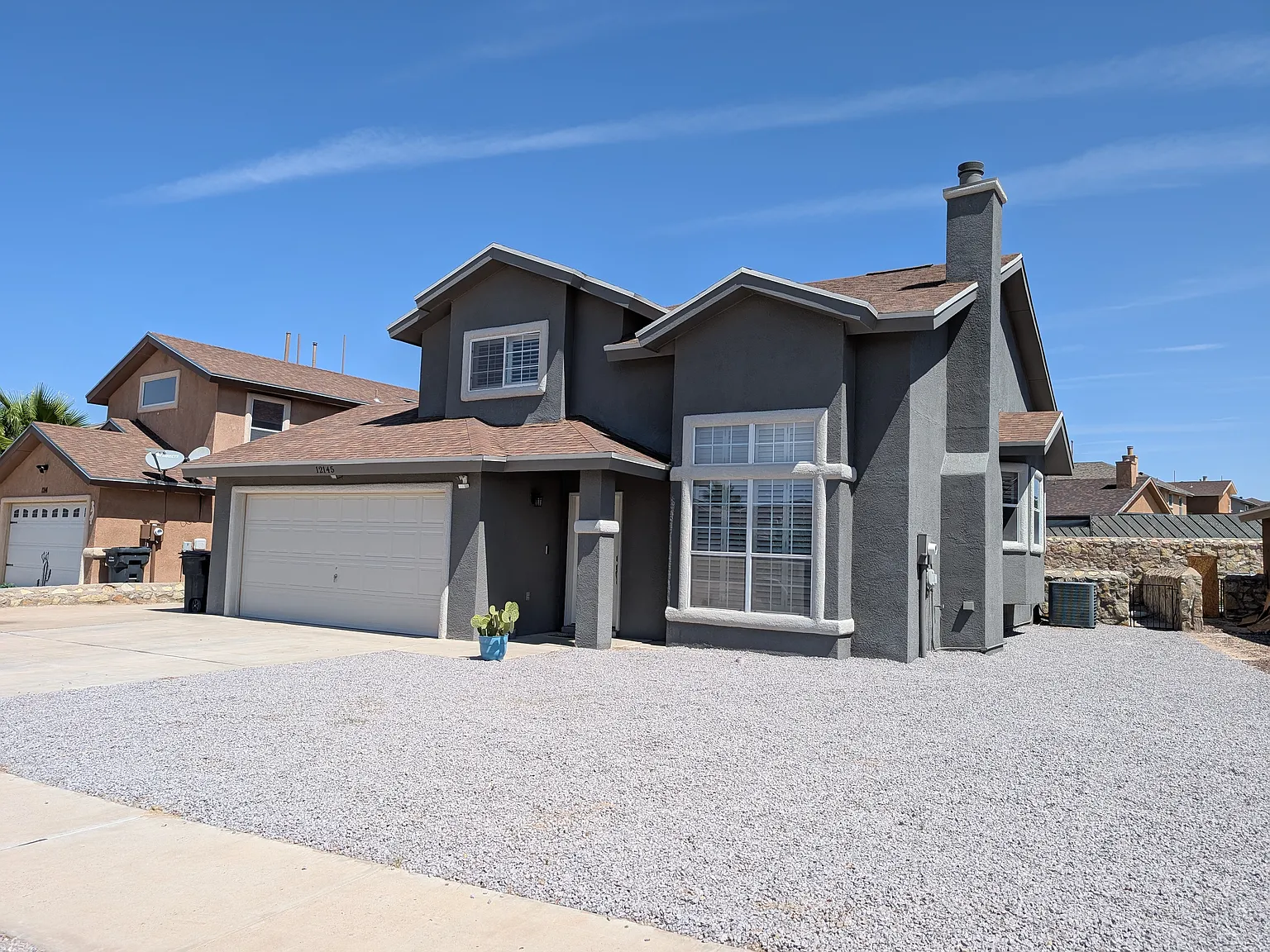 3 bed, 1720 sqft, $1,875 — Photo 2