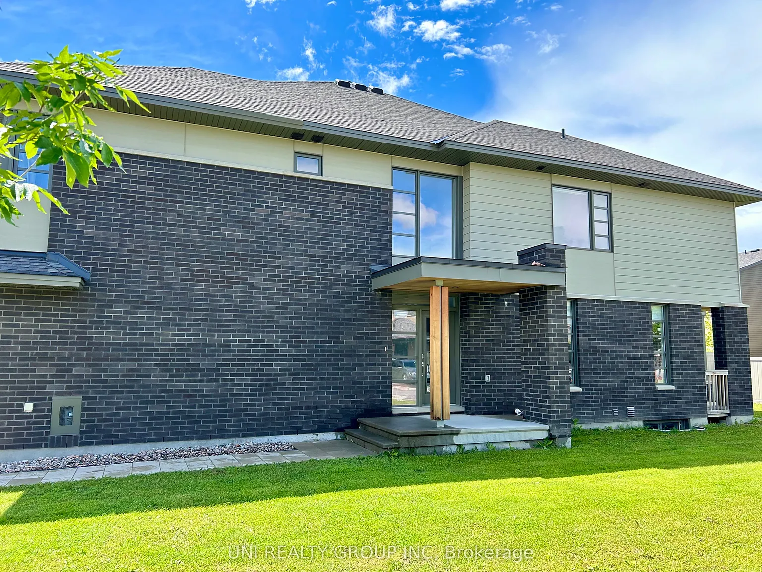 4 bed, $3,100 — Photo 3