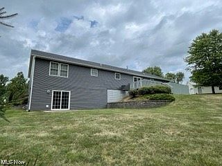 3rd image of 2510 Stone Creek Cir