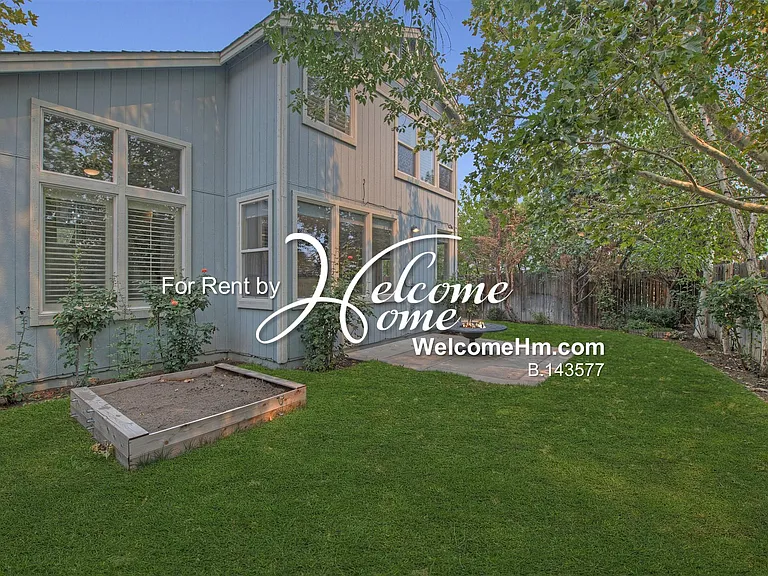 4698 Hampton Ln — Photo 29