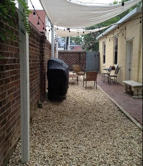 Private courtyard