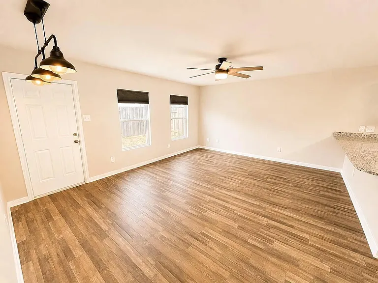 15674 Briar Forest Dr — Photo 6