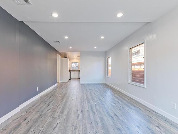 5th image of 815 N Columbus Ave