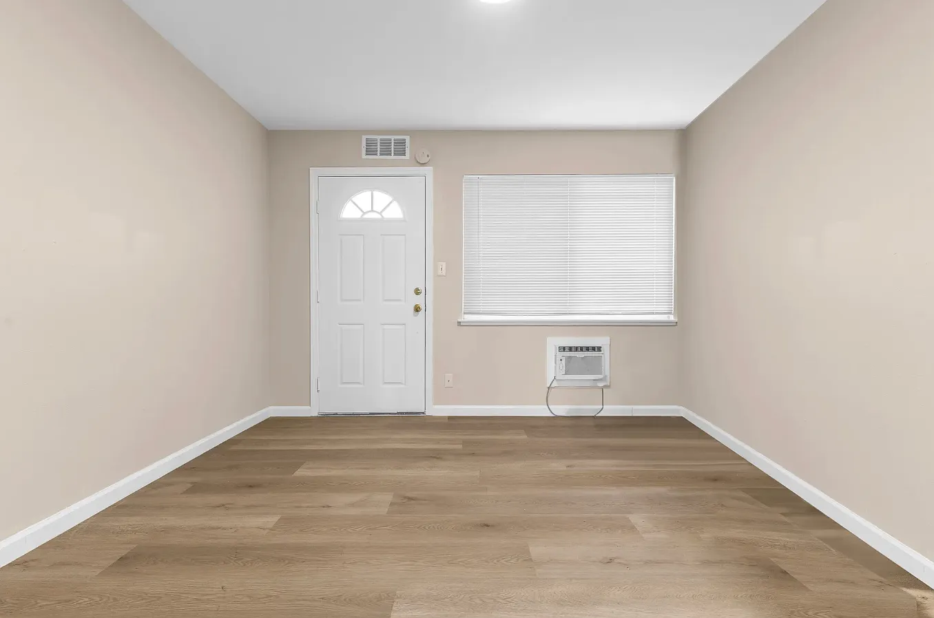 1 bed, $1,980 — Photo 3