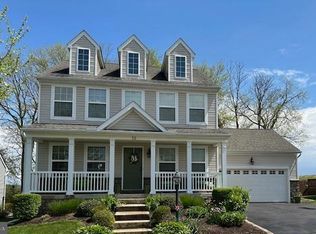 50 Honeysuckle Dr, Marietta, PA 17547