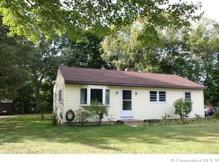 11 School House Rd, Preston, CT 06365