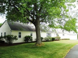 3 Heatherwood Dr, Shrewsbury, MA 01545
