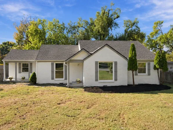 1120 Kenwood Dr, Nashville, TN 37216