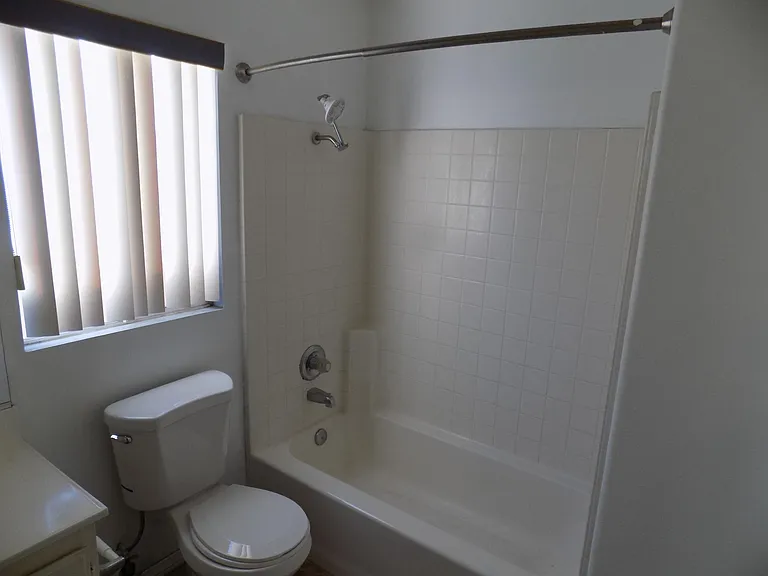 11833 Worcester Dr — Photo 14