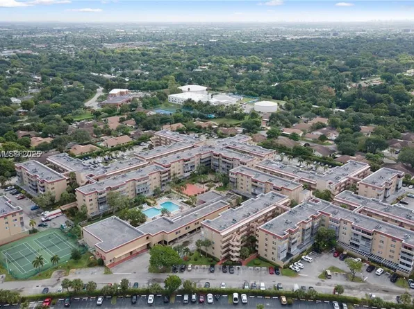 406 NW 68th Ave APT 317, Fort Lauderdale, FL 33317