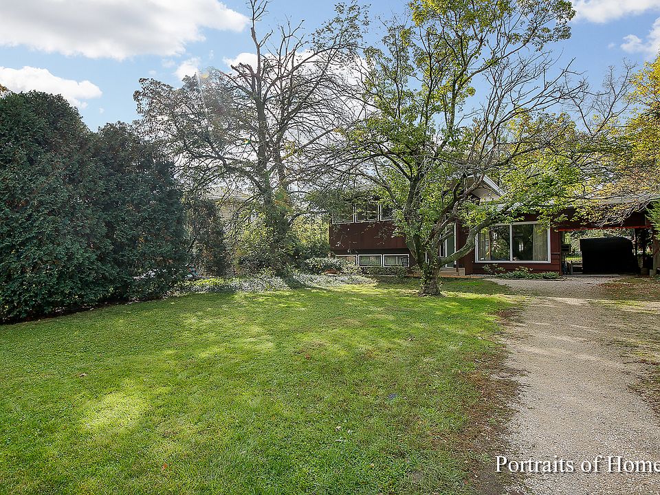 2nd image of 881 Glen Oak Ave
