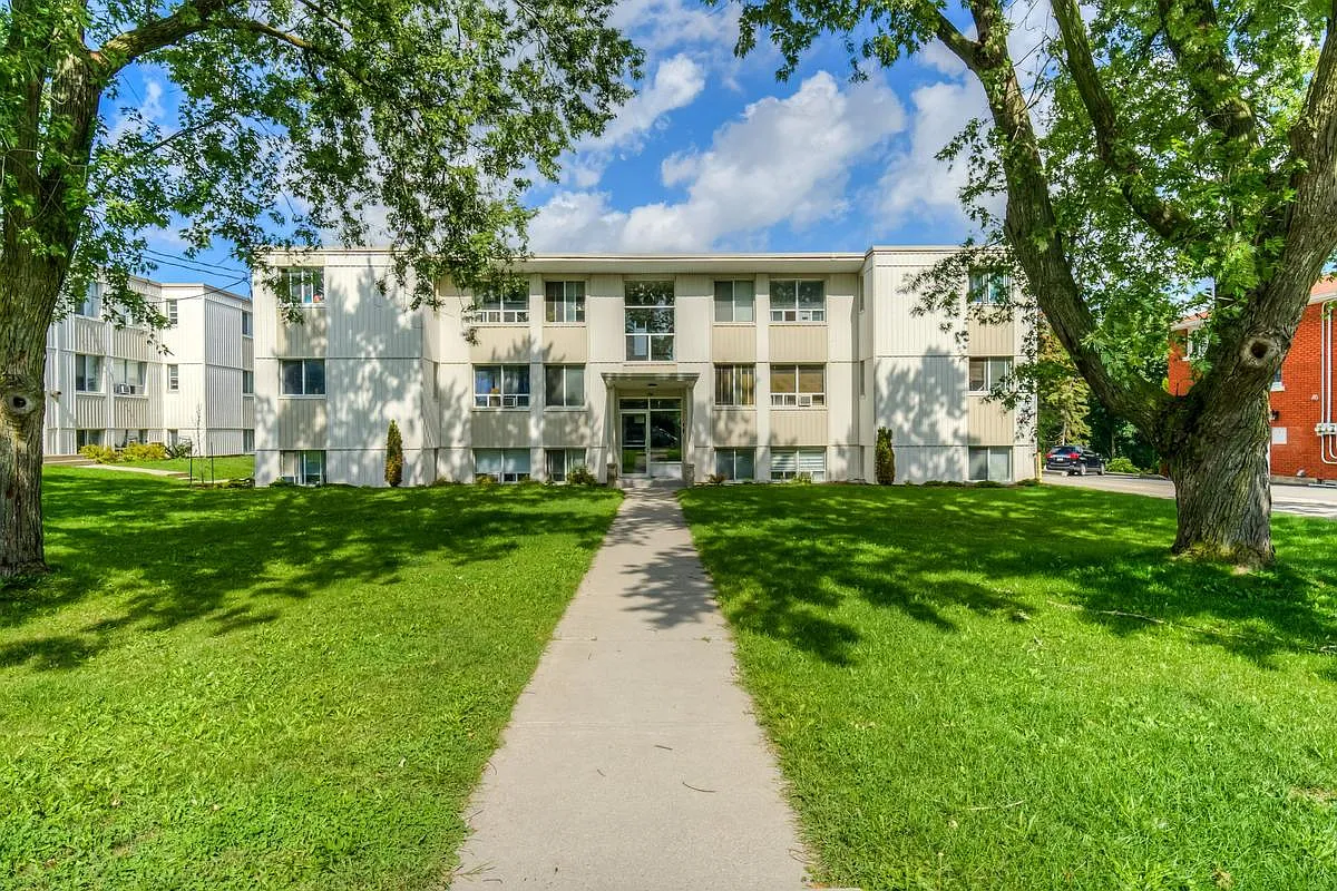 68 Weber Street — Photo 1