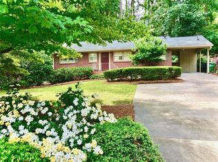 2556 Defoors Ferry Rd NW, Atlanta, GA 30318