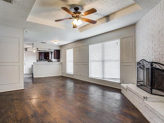 2nd image of 601 Lost Springs Ct APT A