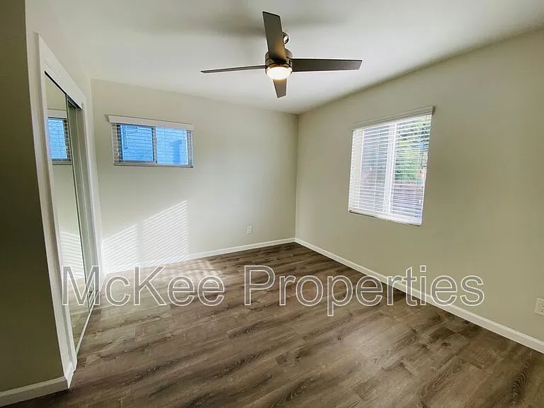 220 Fir St — Photo 7