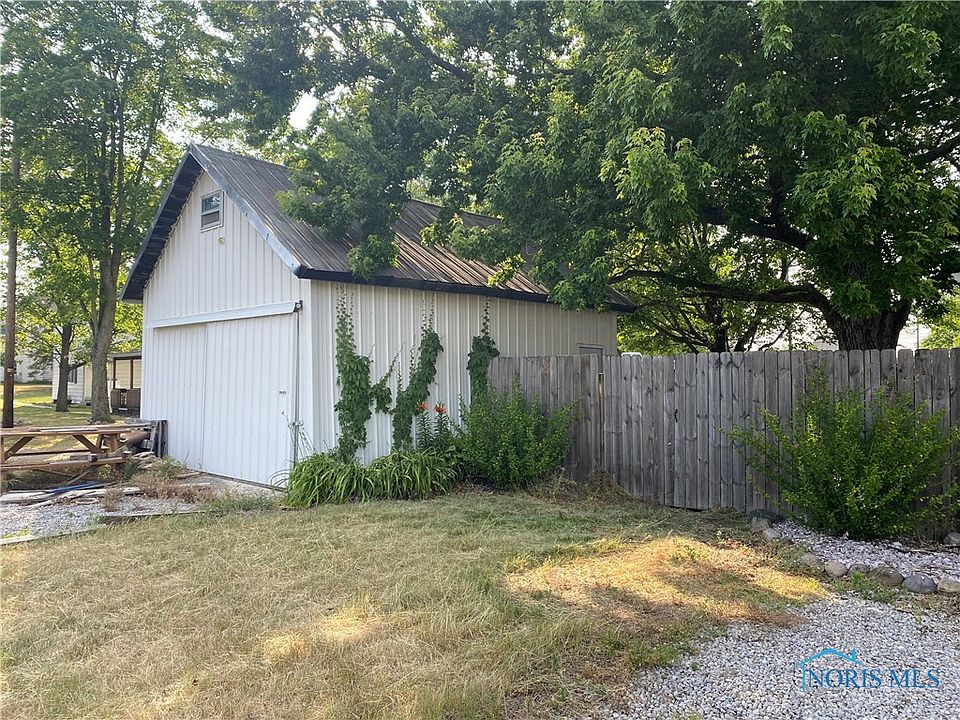 8070 Main St, Neapolis, OH 43547 Zillow