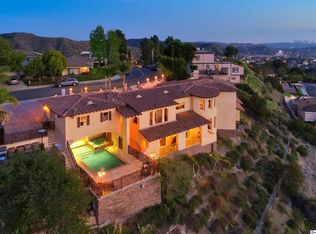 2025 Parkmount Dr, Glendale, CA 91206