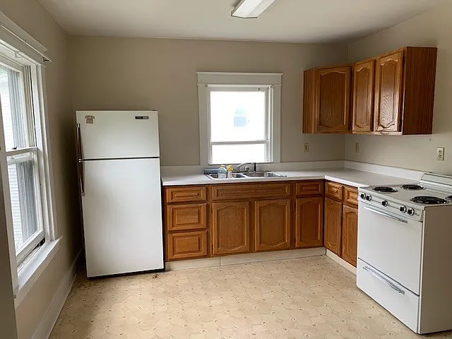 187 North Main St. — Photo 4