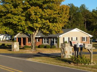 2811 Farm Life School Rd, Carthage, NC 28327