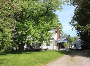 2 Willard Rd, Red Hook, NY 12571