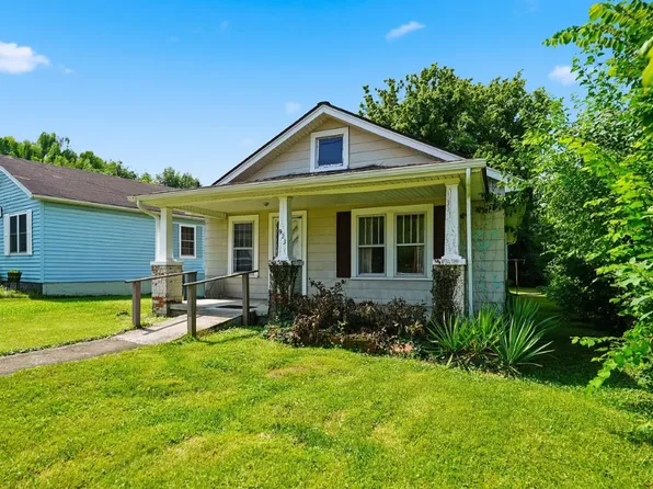 923 Elizabeth St, Kingsport, TN 37660