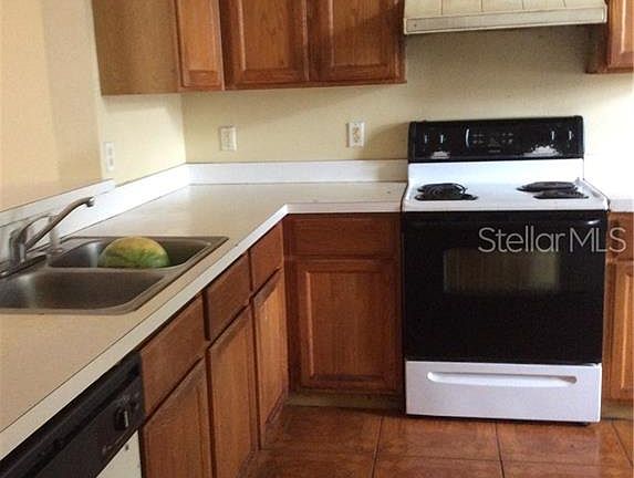 2nd image of 1619 Stanbury Dr
