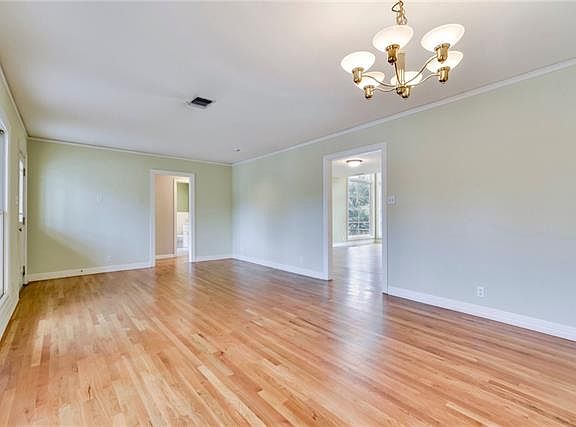 4th image of 3209 Stevenson Ave