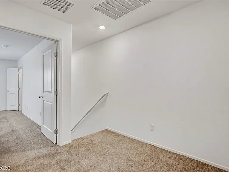 1137 Meadow Sparrow Pl — Photo 31