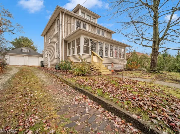125 Humbolt Ave, Wadsworth, OH 44281
