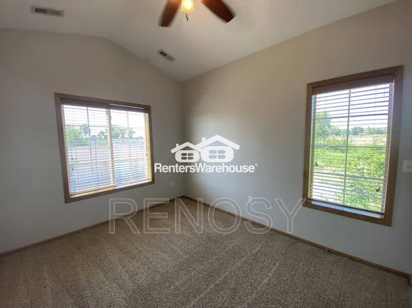 2000 Meadow Ct Unit 210, Des Moines, IA 50320