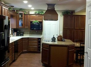 2809 Patio Dr, Erie, PA