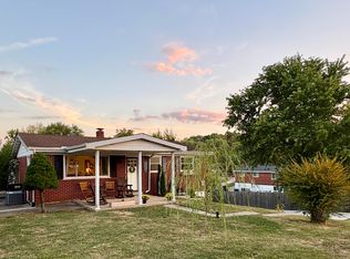 9039 Oak Ln, Alexandria, KY 41001