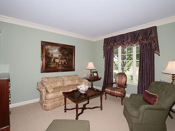 5th image of 10872 Rosebriar Dr