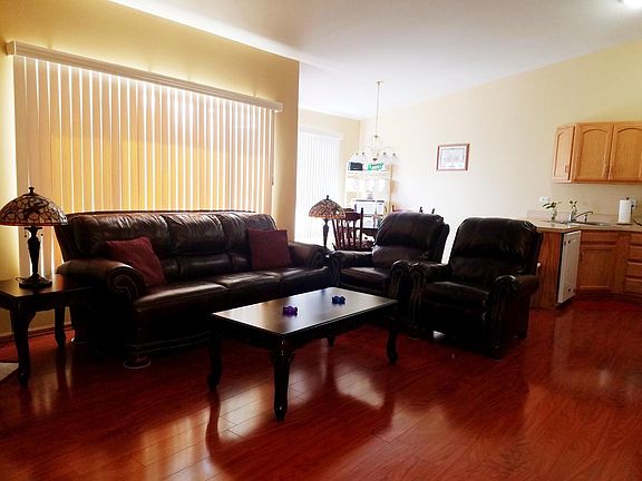 4th image of 8255 W Chestnut Ct