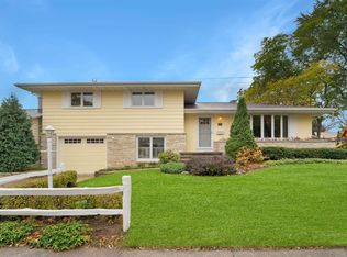 301 E McArthur St, Appleton, WI 54911