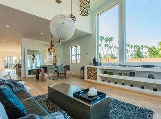 947 4th St #1, Santa Monica, CA 90403