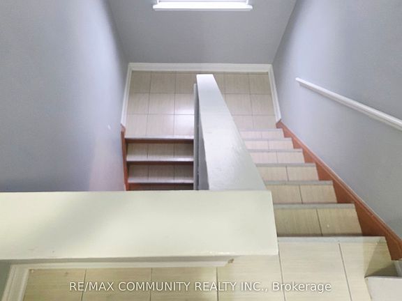 5th image of 30 Canlish Rd #1