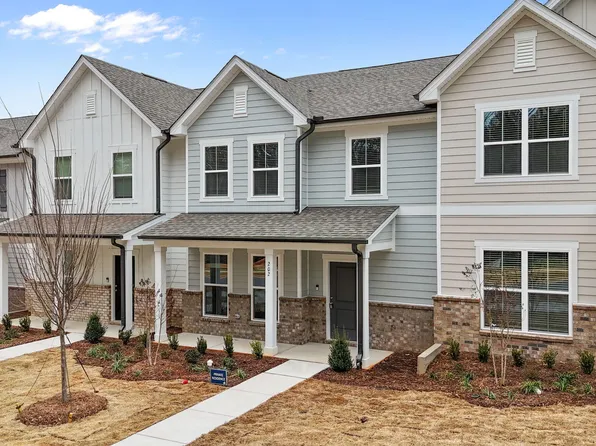 202 Fosterton Cottage Way, Raleigh, NC 27603