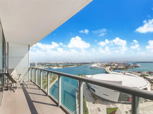 888 Biscayne Blvd, Miami, FL