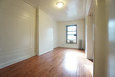 Rented by Rennit Inc.