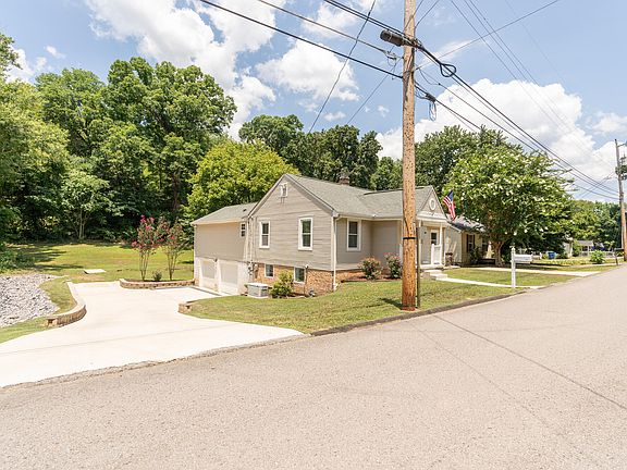 4th image of 3521 Lamar Ave