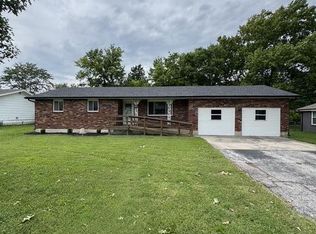 421 George St, Marshfield, MO 65706
