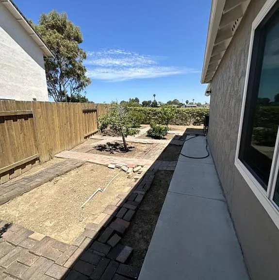 4636 Benhurst Ave — Photo 18